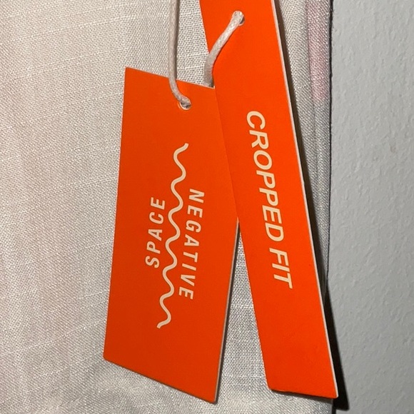 NEGATIVE SPACE CROPPED FIT CREAM BLUE FLORAL PRINT CAMP SHIRT POLYESTER M NWT - Picture 4 of 7